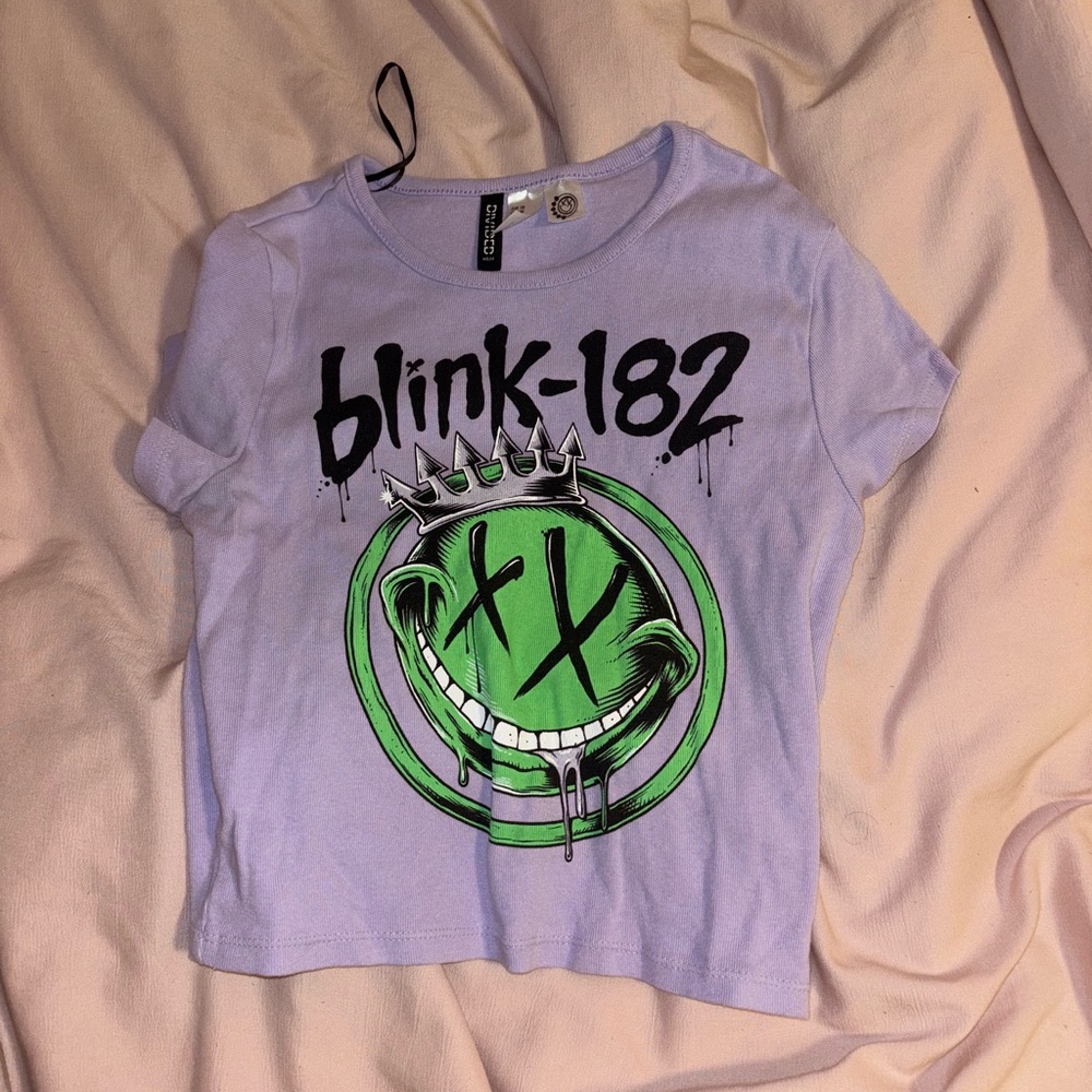 Divided Graphic Tee - Light Purple and Green